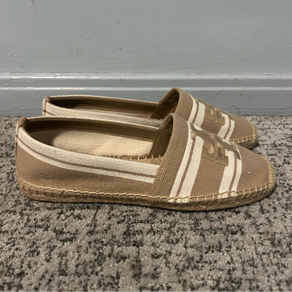 Tory Burch Cammello/Ash White Double T Jacquard Espadrille Flats Size 9